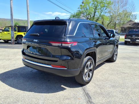 Used 2024 Jeep Grand Cherokee Limited 4xe AWD/4WD image 3