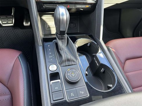 Used 2023 Volkswagen Atlas Cross Sport SEL Premium R-Line image 6