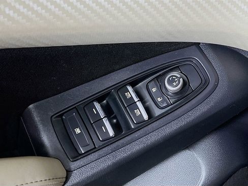 Used 2019 Subaru Ascent Premium image 16