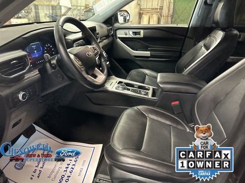 Used 2022 Ford Explorer Limited w/ Equipment Group 301A image 10