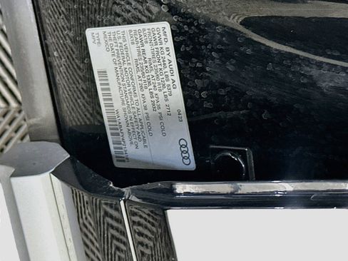 Used 2023 Audi Q5 2.0T Premium w/ Convenience Package AWD/4WD image 12
