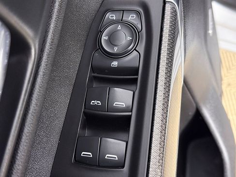 Used 2020 GMC Sierra 1500 Elevation w/ Elevation Value Package image 29