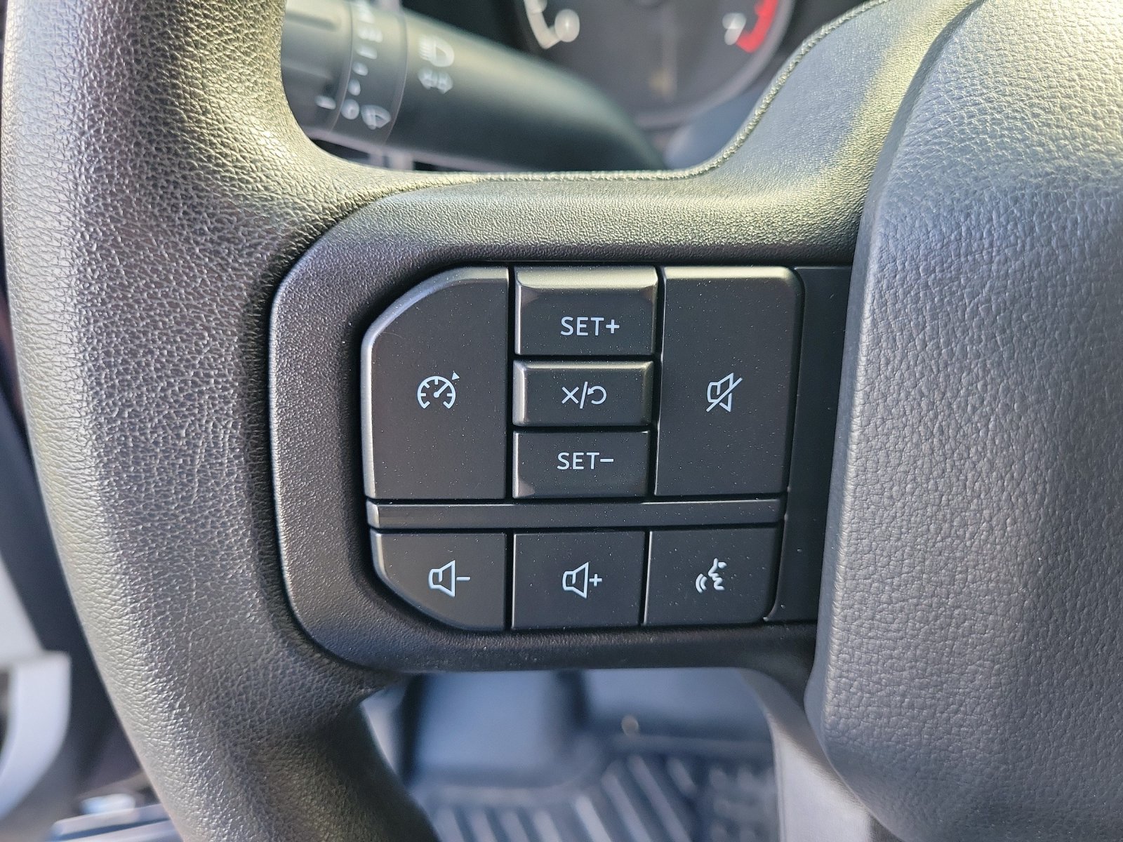 Certified 2024 Ford F250 XLT AWD/4WD image 19