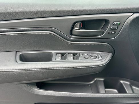 Certified 2026 Honda Odyssey EX-L image 10