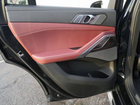 Used 2020 BMW X6 M50i w/ Premium Package image 32