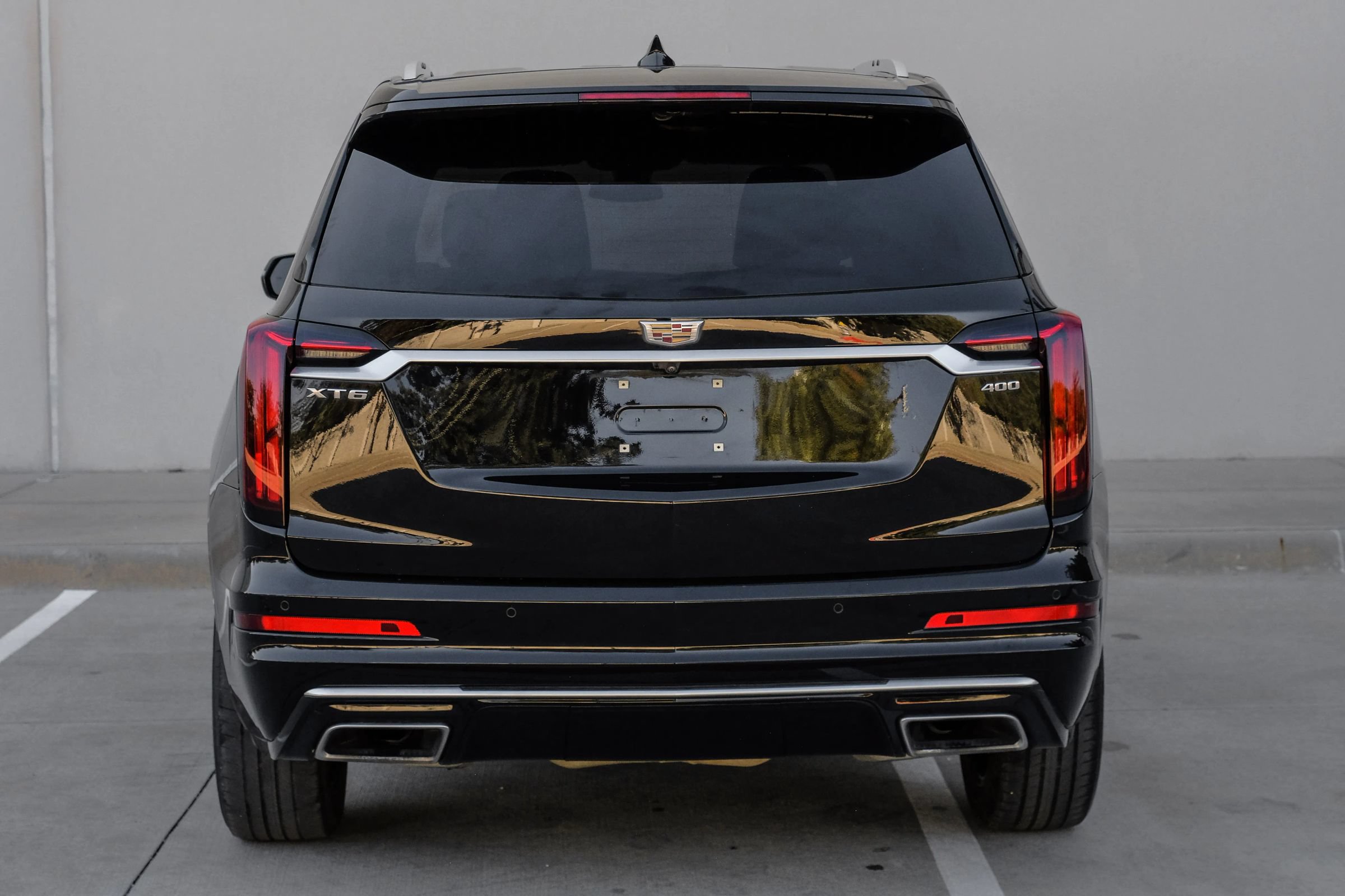 Used 2023 Cadillac XT6 Premium Luxury w/ LPO, Floor Liner Package FWD image 15