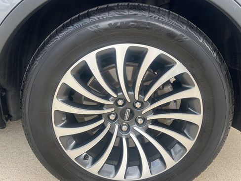 Used 2022 Lincoln Aviator Reserve w/ Elements Package Plus RWD image 13
