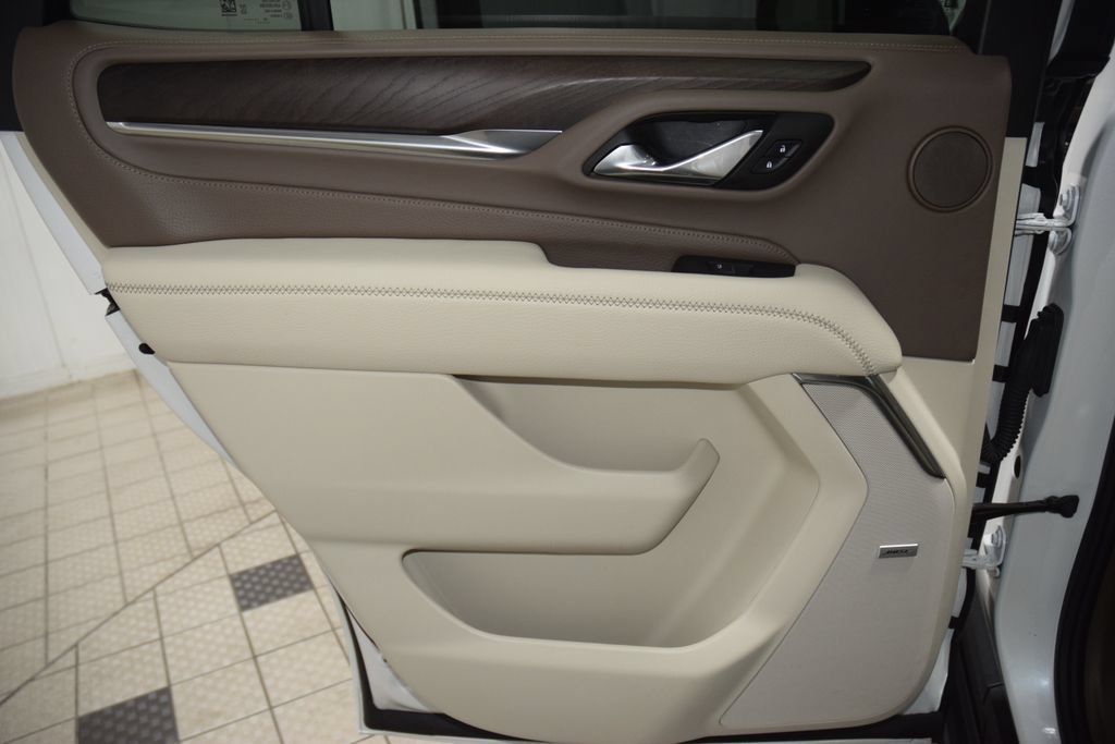 Used 2024 GMC Yukon Denali AWD/4WD image 48