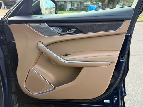 Used 2022 Jaguar F-PACE S image 18