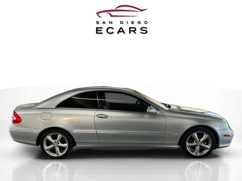 Used 2005 Mercedes-Benz CLK 320 Coupe image 5