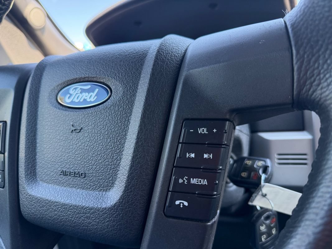 Used 2014 Ford F150 Lariat w/ Equipment Group 502A Luxury AWD/4WD image 26