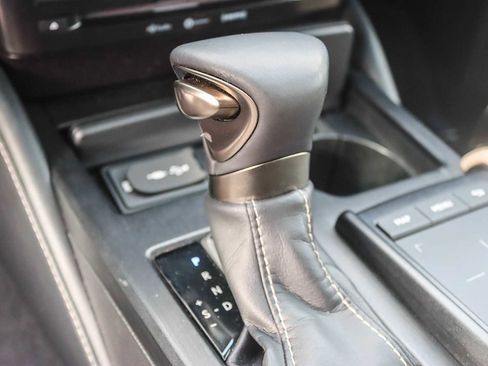 Certified 2019 Lexus ES 350 image 18