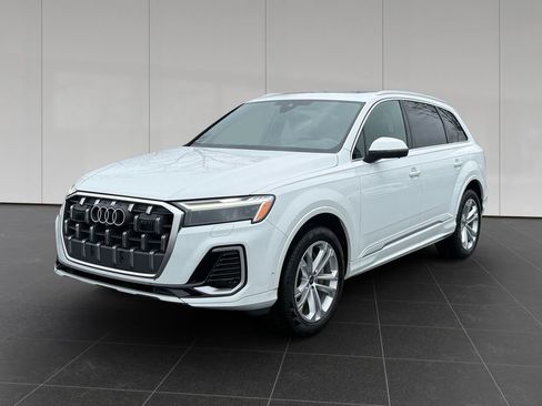 Used 2025 Audi Q7 3.0T Premium Plus image 1