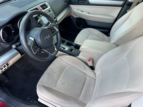 Used 2018 Subaru Outback 2.5i image 9