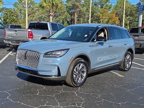 Used 2025 Lincoln Corsair FWD w/ Equipment Group 101A image 10