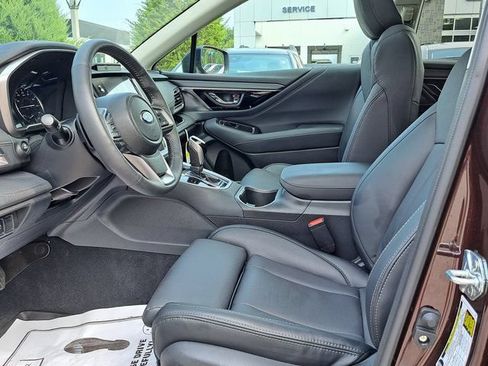 Certified 2025 Subaru Outback Limited AWD/4WD image 24