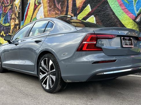 Used 2023 Volvo S60 B5 Ultimate image 6