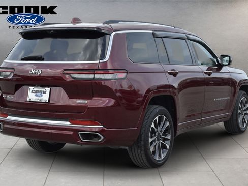 Used 2021 Jeep Grand Cherokee L Overland w/ Luxury Tech Group IV AWD/4WD image 3