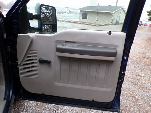 Used 2009 Ford F250 2WD Regular Cab Super Duty image 9