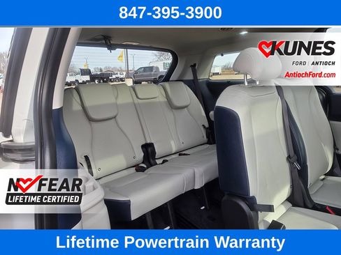 Used 2025 Kia Carnival SX Prestige FWD image 38