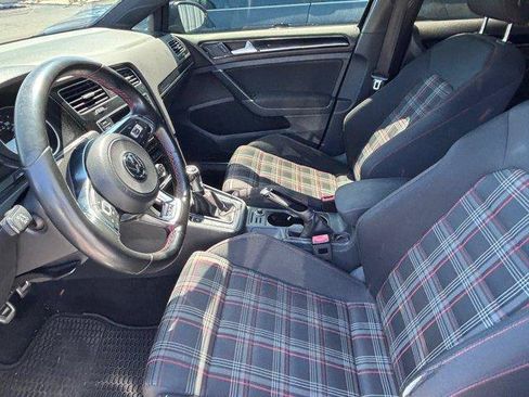 Used 2017 Volkswagen GTI S FWD image 8