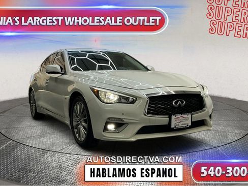 Used 2019 INFINITI Q50 Luxe w/ Essential Package (3.0T Luxe) image 2