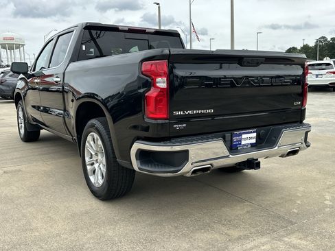 Certified 2023 Chevrolet Silverado 1500 LTZ AWD/4WD image 8