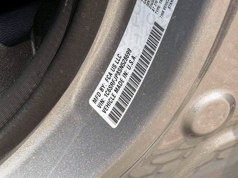Used 2025 RAM 1500 Laramie w/ Sport Appearance Package AWD/4WD image 18