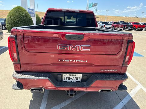 Used 2024 GMC Sierra 1500 Denali AWD/4WD image 8
