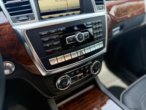 Used 2014 Mercedes-Benz ML 550 4MATIC image 20