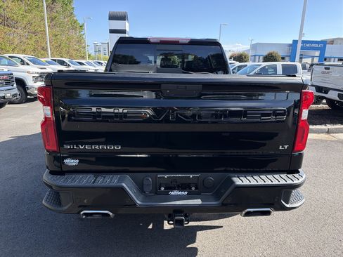 Used 2021 Chevrolet Silverado 1500 LT Trail Boss w/ Convenience Package II AWD/4WD image 9