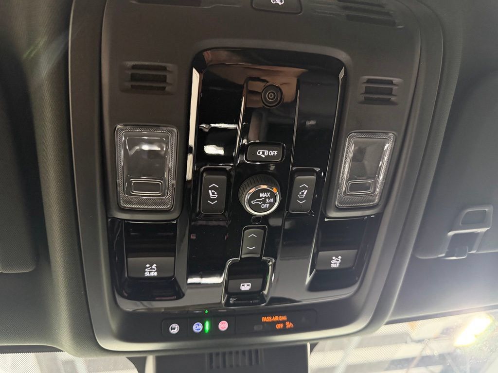 New 2026 GMC Yukon Denali w/ Denali Reserve Package AWD/4WD image 22