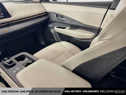 Certified 2023 Nissan Ariya FWD image 23