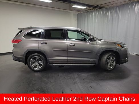 Used 2019 Toyota Highlander Limited Platinum AWD/4WD image 9