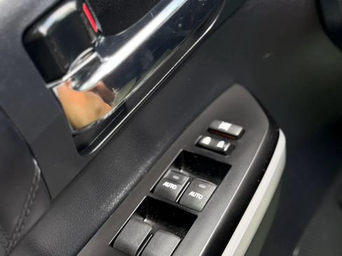 Used 2019 Toyota Tundra Platinum RWD image 31