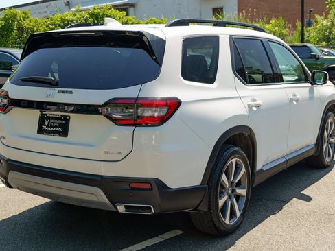 Used 2025 Honda Pilot Elite image 7