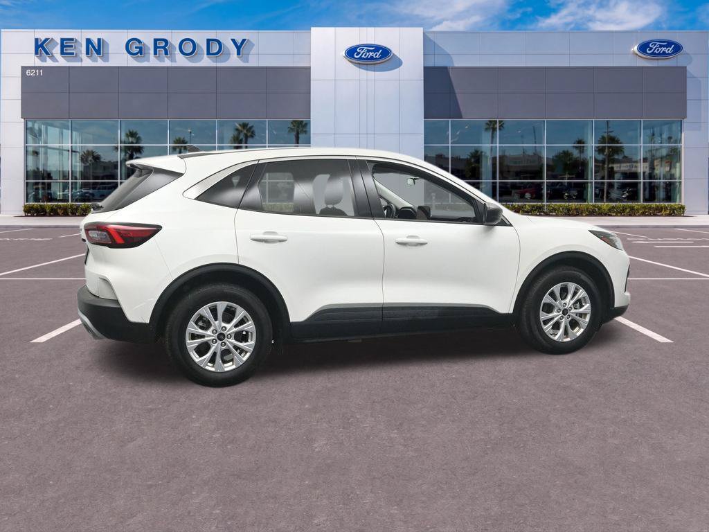 Used 2023 Ford Escape Active FWD image 6