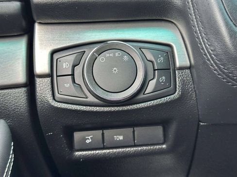 Used 2017 Ford Explorer Platinum AWD/4WD image 34