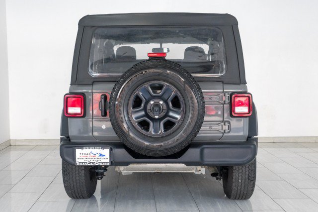 Used 2019 Jeep Wrangler Sport AWD/4WD image 7