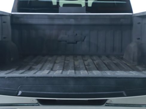 Used 2021 Chevrolet Silverado 1500 LTZ AWD/4WD image 15