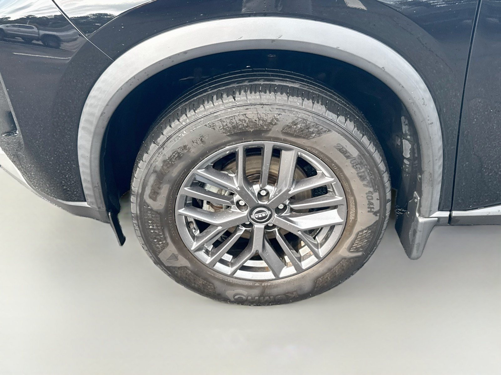Used 2023 Nissan Rogue S AWD/4WD image 31
