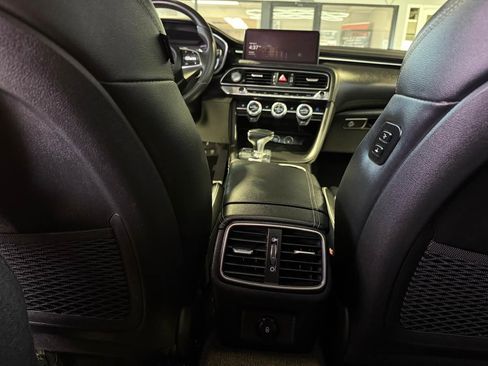 Used 2022 Genesis G70 2.0T w/ Prestige Package AWD/4WD image 30