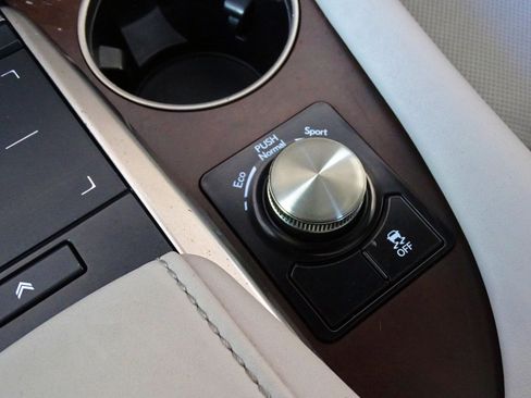 Used 2020 Lexus RX 350 FWD w/ Premium Package image 32