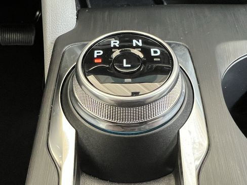 Used 2026 Ford Escape Platinum w/ Premium Technology Package image 29