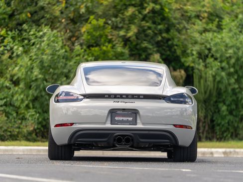 Used 2025 Porsche 718 Cayman RWD image 45