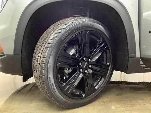 New 2026 GMC Acadia Elevation w/ Black Edition AWD/4WD image 31