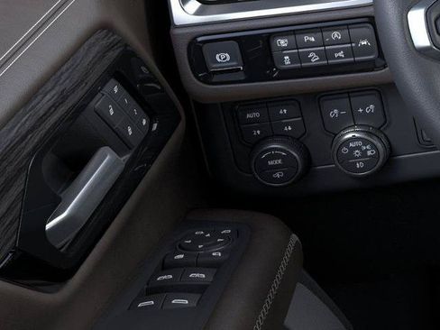 New 2026 GMC Yukon Denali Ultimate AWD/4WD image 22