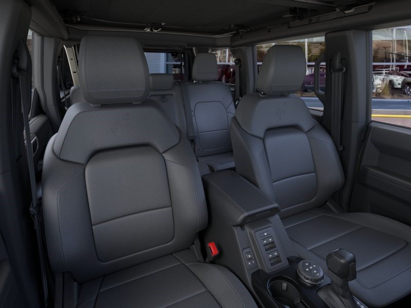 New 2026 Ford Bronco Outer Banks w/ Sasquatch Package AWD/4WD image 11