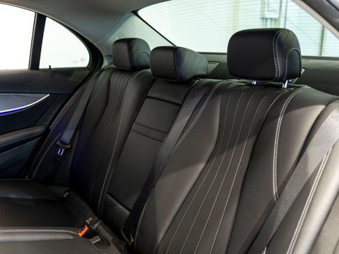 Used 2022 Mercedes-Benz E 350 Sedan image 20