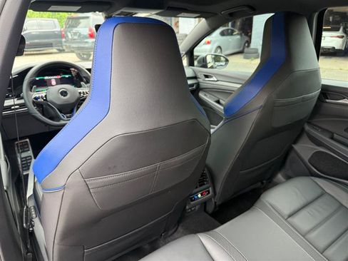 Used 2022 Volkswagen Golf R AWD/4WD image 39